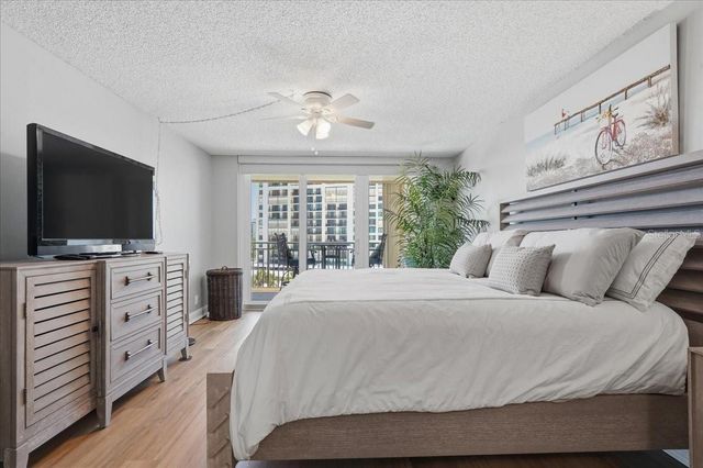 1430 GULF BOULEVARD 407, Clearwater Beach, FL 33767