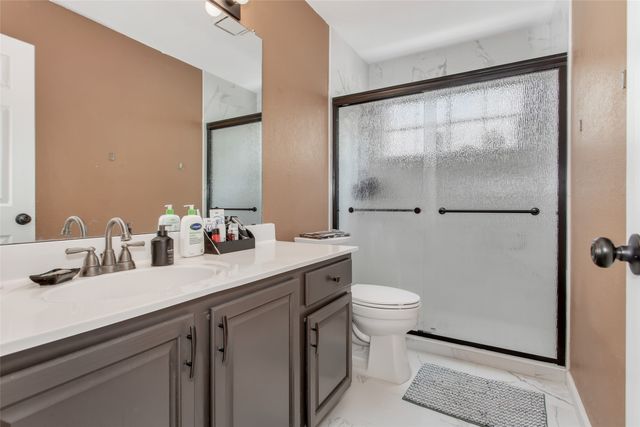2140 Sandell Drive, Grapevine, TX 76051