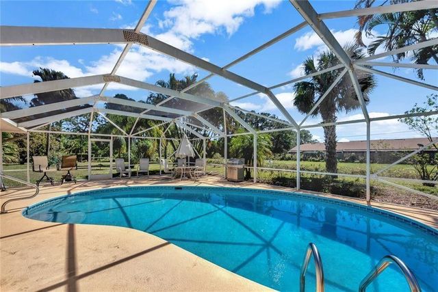 4503 Paleo Pines Circle, Fort Pierce, FL 34951