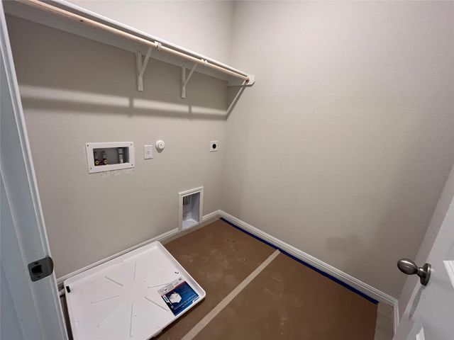 120 Barret DR, Liberty Hill, TX 78642