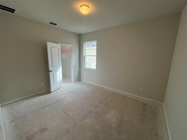 120 Barret DR, Liberty Hill, TX 78642