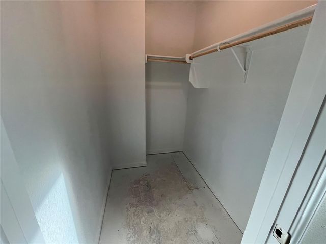 120 Barret DR, Liberty Hill, TX 78642