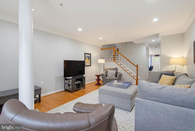 315 S PAYNE ST, Alexandria, VA 22314