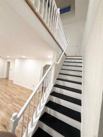 31 N Cozine Road, Manorville, NY 11949