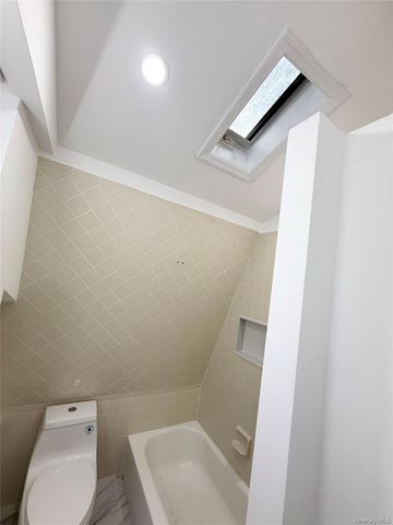 31 N Cozine Road, Manorville, NY 11949