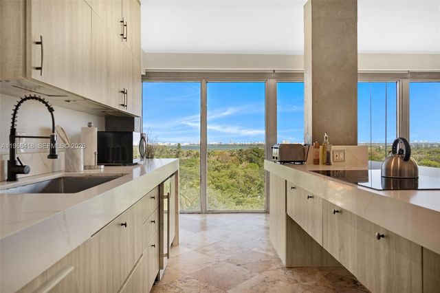 5781 Biscayne Blvd PH-3, Miami, FL 33137