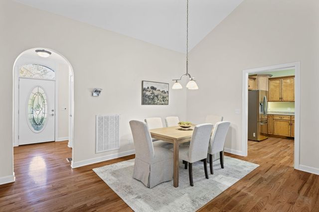 8676 Bluegrass Lane, Ooltewah, TN 37363