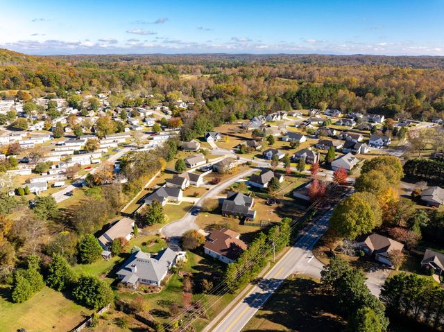 8676 Bluegrass Lane, Ooltewah, TN 37363