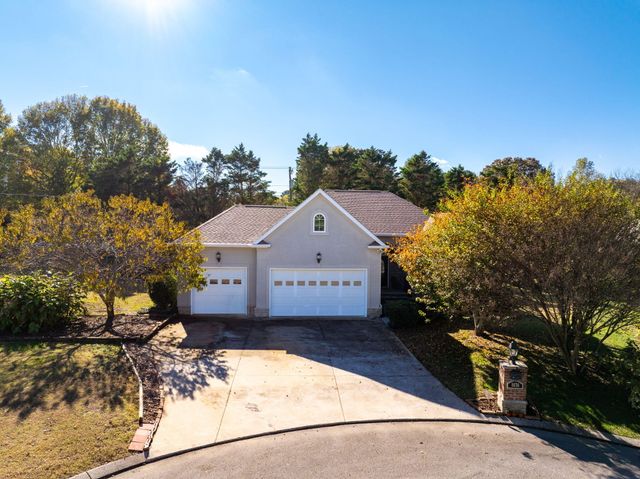 8676 Bluegrass Lane, Ooltewah, TN 37363