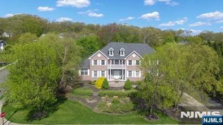 3 Bayberry Lane, North Haledon, NJ 07508