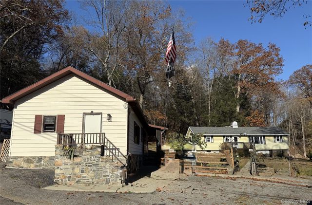 14-16 Glen Hill, Dover Plains, NY 12522