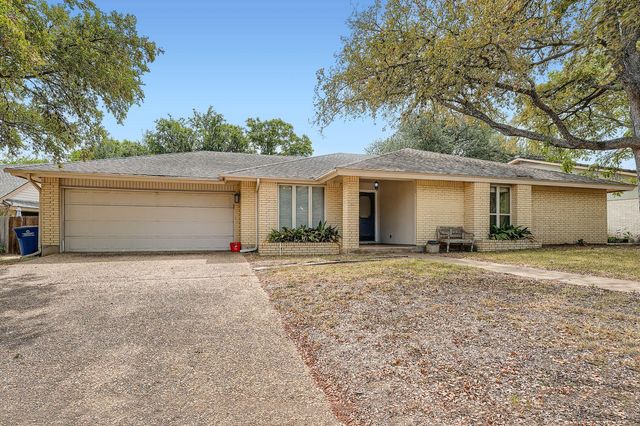10705 Pinehurst DR, Austin, TX 78747