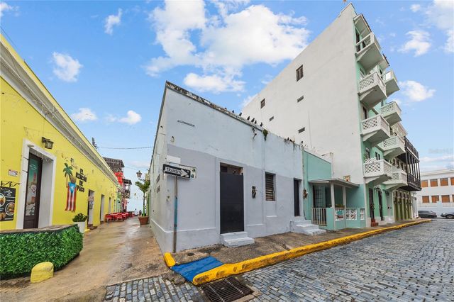 303 CALLE SAN SEBASTIAN, San Juan, PR 00901
