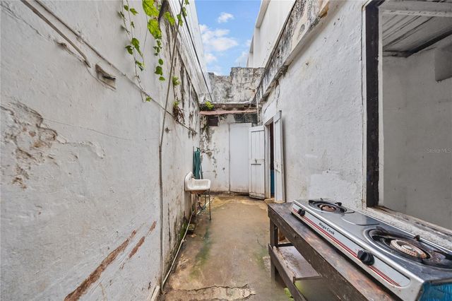 303 CALLE SAN SEBASTIAN, San Juan, PR 00901