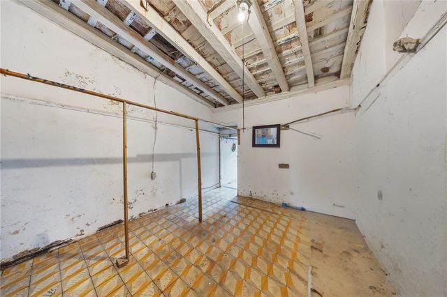 303 CALLE SAN SEBASTIAN, San Juan, PR 00901