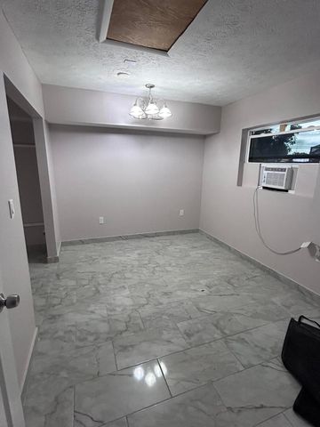 933 SW Dalton Avenue, Port St. Lucie, Port St Lucie, FL 34953