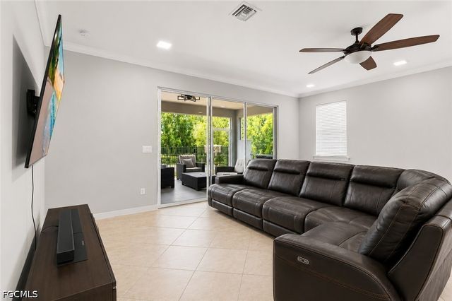 3861 King Williams ST, Fort Myers, FL 33916