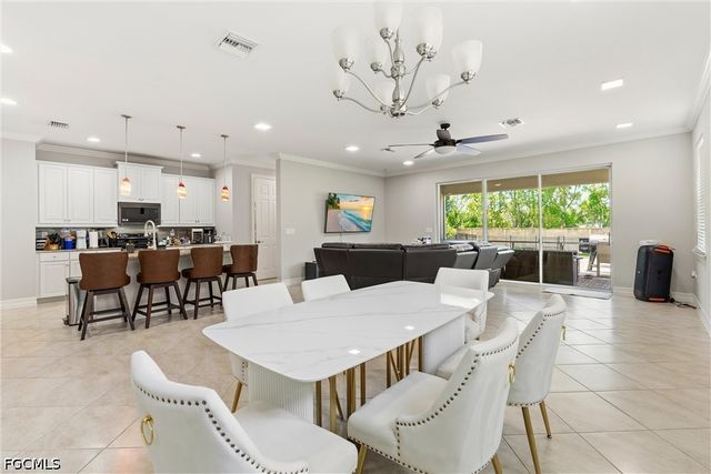 3861 King Williams ST, Fort Myers, FL 33916