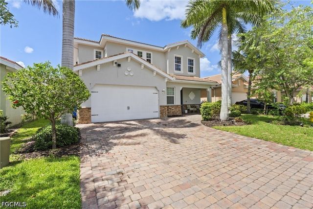 3861 King Williams ST, Fort Myers, FL 33916