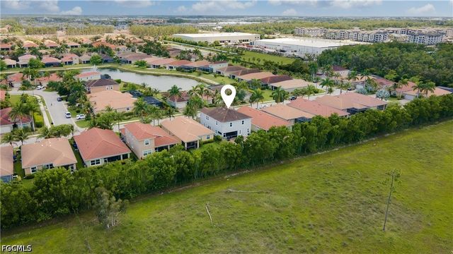 3861 King Williams ST, Fort Myers, FL 33916