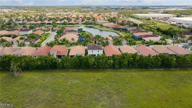 3861 King Williams ST, Fort Myers, FL 33916