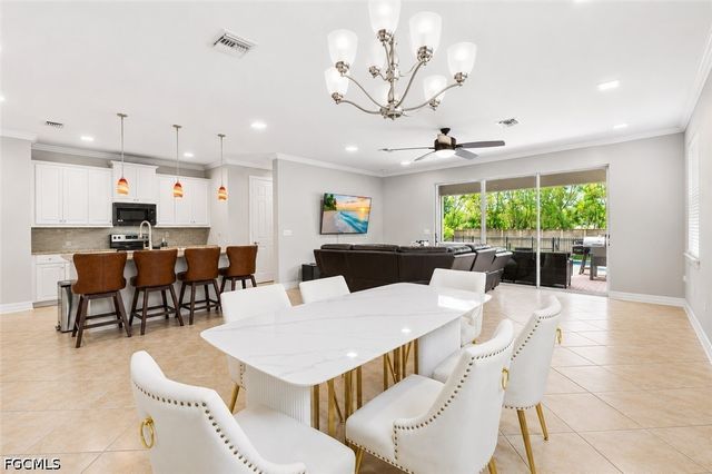 3861 King Williams ST, Fort Myers, FL 33916