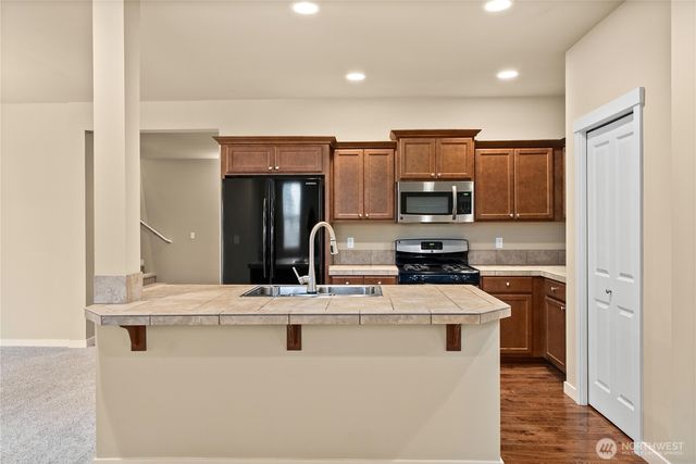 3443 52nd Avenue E, Fife, WA 98424