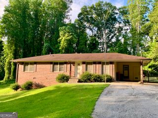 140 JULIA Court, Toccoa, GA 30577