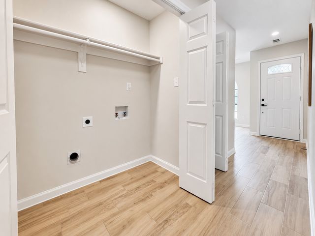 9815 Sophora Circle, Dallas, TX 75249