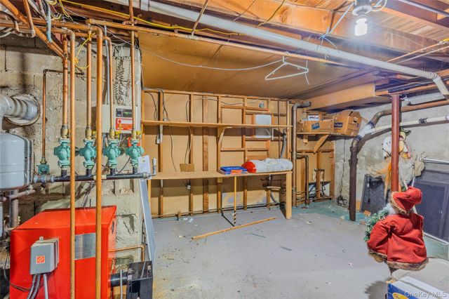 579 Empire Avenue, West Babylon, NY 11704