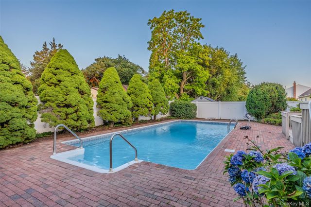 579 Empire Avenue, West Babylon, NY 11704