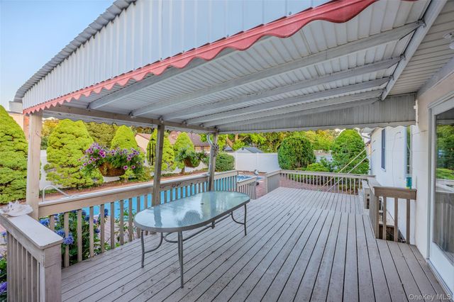 579 Empire Avenue, West Babylon, NY 11704