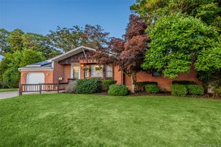 579 Empire Avenue, West Babylon, NY 11704