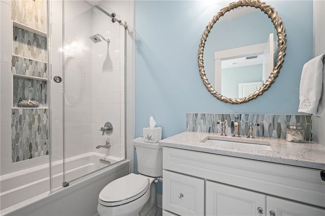 205 Timber Ridge Ct, Cranberry Twp, PA 16066
