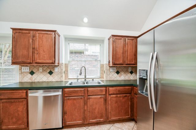 535 Avery Drive, Sugar Land, TX 77479