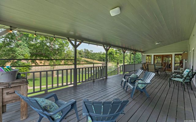 302 SHANGRILA LN, New Braunfels, TX 78130