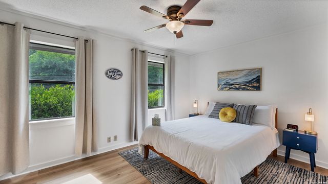 302 SHANGRILA LN, New Braunfels, TX 78130