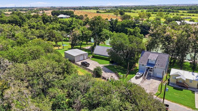 302 SHANGRILA LN, New Braunfels, TX 78130
