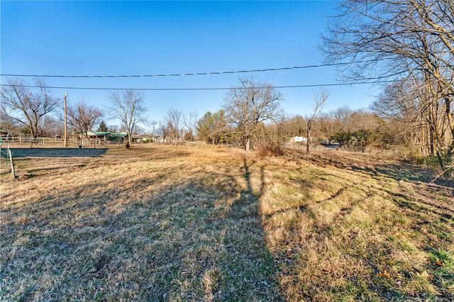 19983 Fawn Road, Springdale, AR 72764