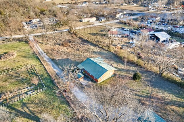 19983 Fawn Road, Springdale, AR 72764