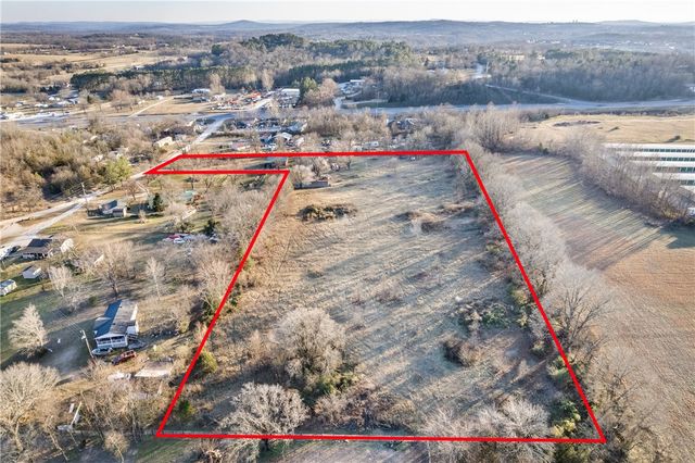 19983 Fawn Road, Springdale, AR 72764