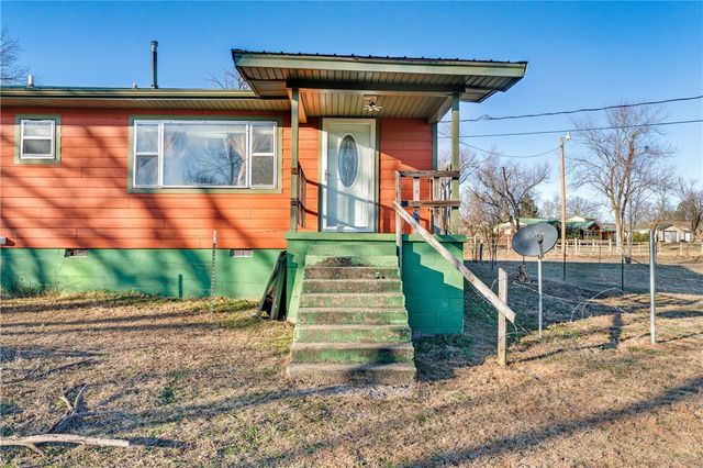 19983 Fawn Road, Springdale, AR 72764