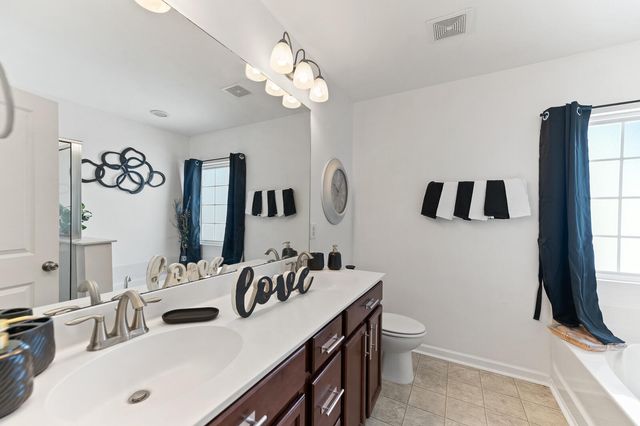 228 Swamp Creek Lane, Moncks Corner, SC 29461