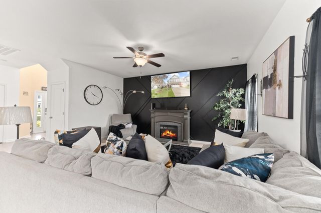 228 Swamp Creek Lane, Moncks Corner, SC 29461