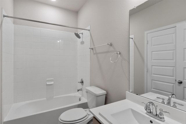 2609 Matterhorn Mist Drive, Rosharon, TX 77583