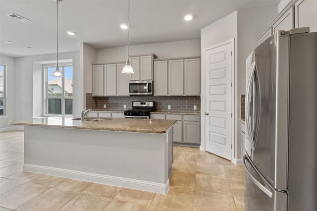 2609 Matterhorn Mist Drive, Rosharon, TX 77583