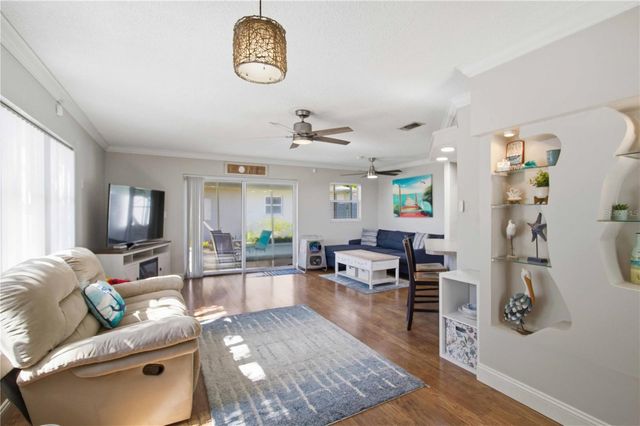 6116 DARTMOUTH DRIVE, Bradenton, FL 34207