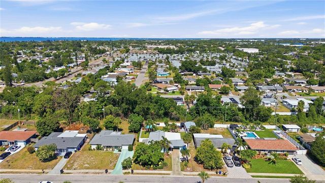 6116 DARTMOUTH DRIVE, Bradenton, FL 34207
