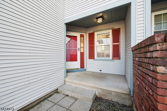 1003 Pinhorn Dr, Bridgewater Twp., NJ 08807