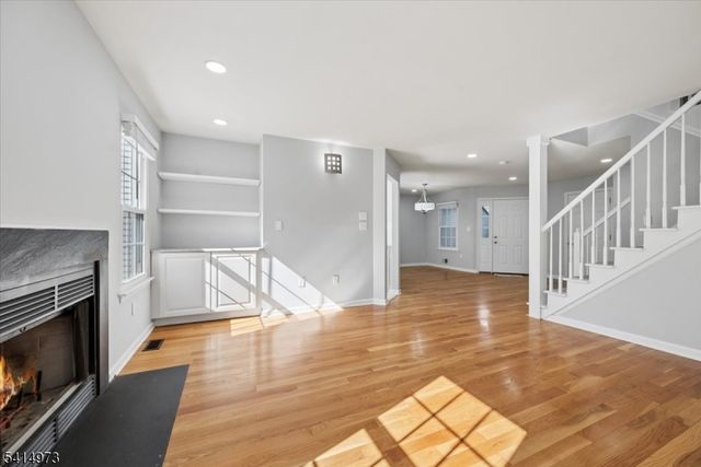 1003 Pinhorn Dr, Bridgewater Twp., NJ 08807